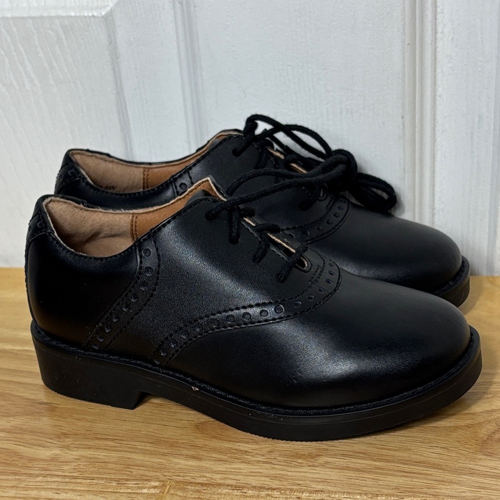 FIRST SEMESTER Black dress saddle lace up oxford size 11.5 Wide Width Unisex
